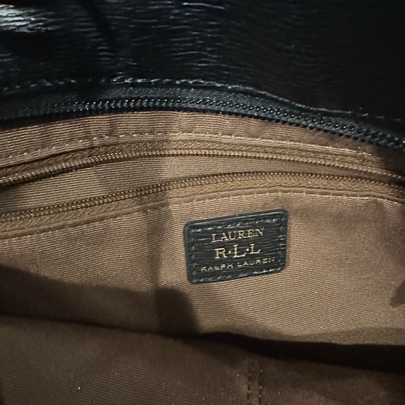 Ralph Lauren, Lauren, black leather bag with gold hardware and lettering. - Picture 5 of 10